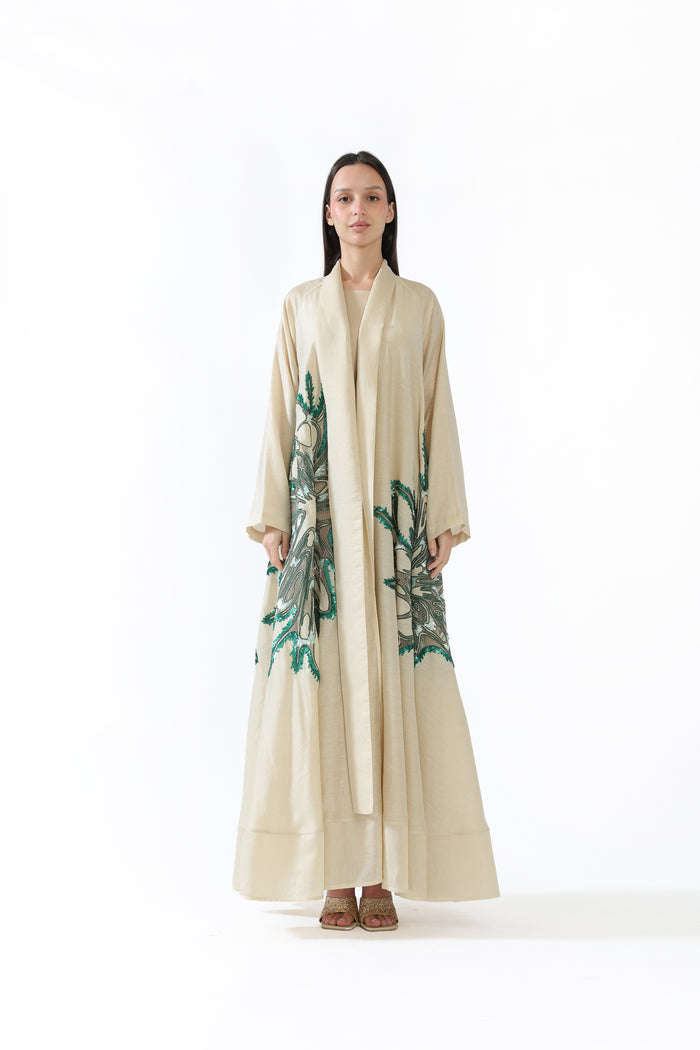 Grand Fleur on Beige Jacquard