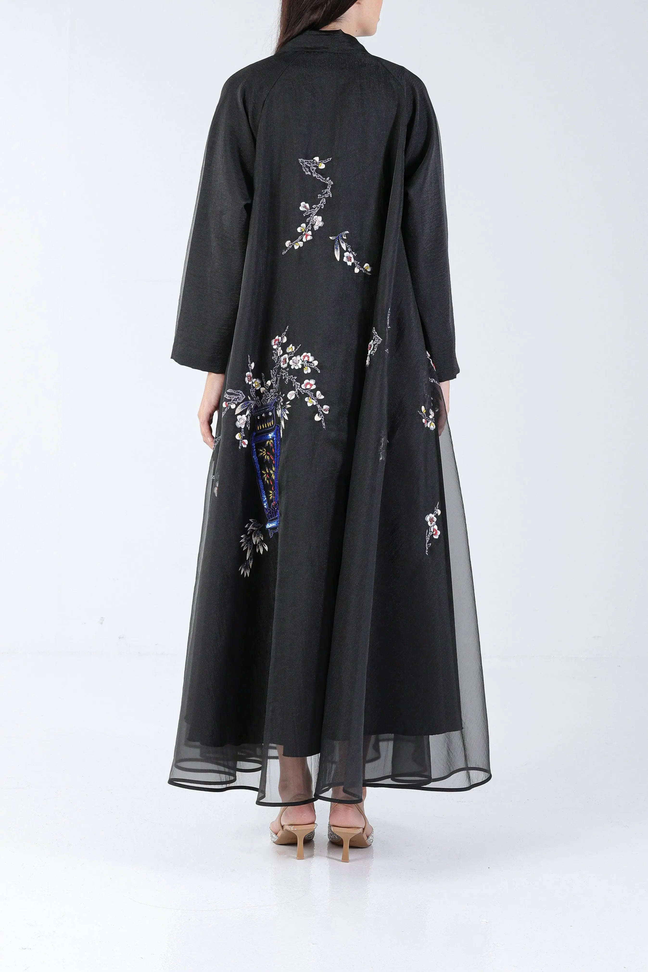 Floral Vase on Black Organza Sui Abaya